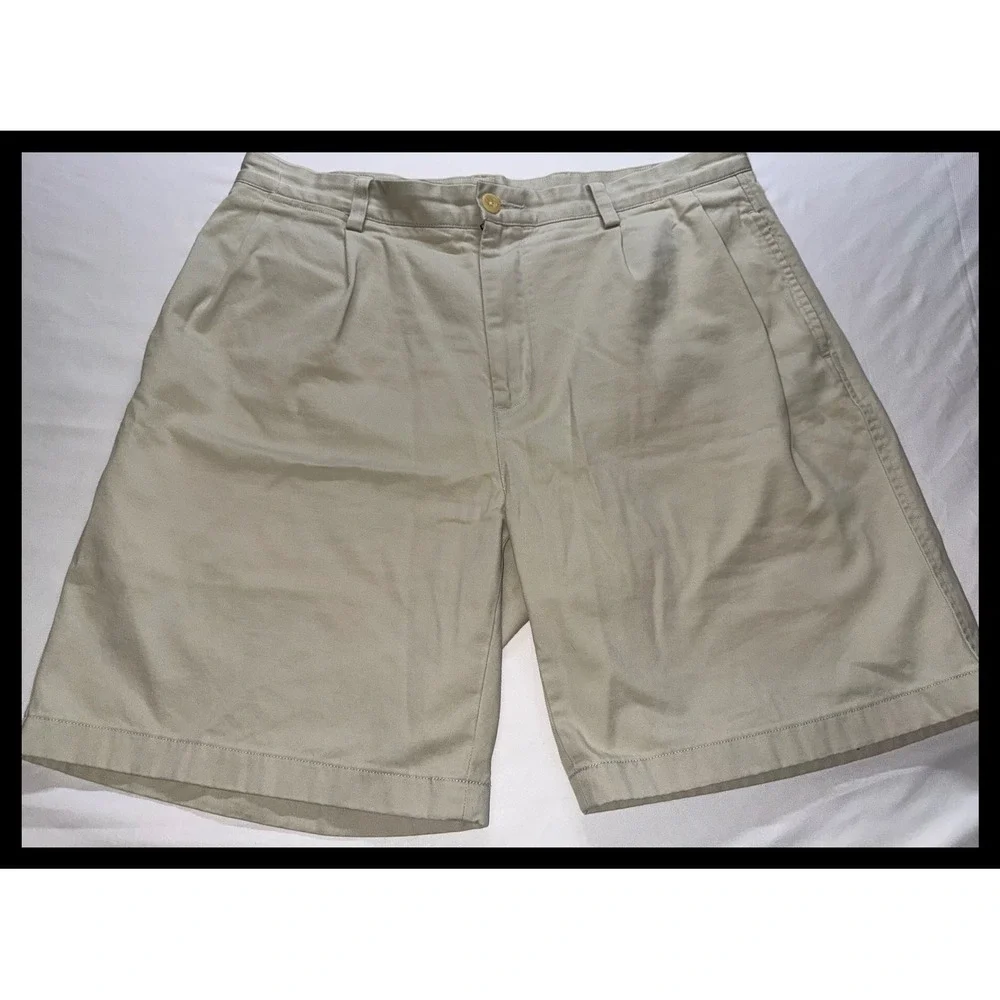 Nautica Rigger Chino Shorts Mens 36W Beige Pleated Classic Fit Cotton Preppy - Picture 1 of 8